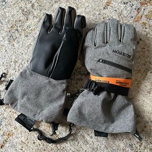 Burton Gore-Tex Gloves SLIGHTLY USED